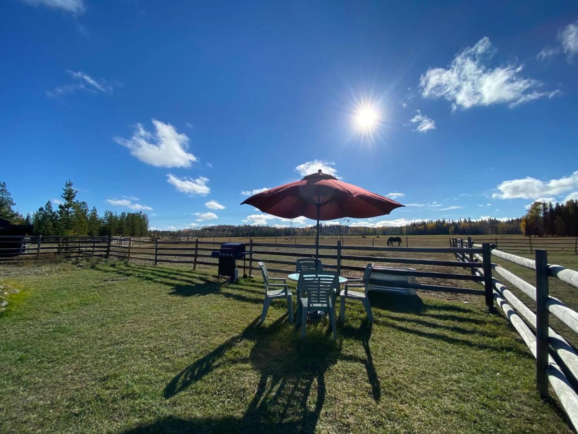 Woodhouse Cottages And Ranch Prince George Exterior foto